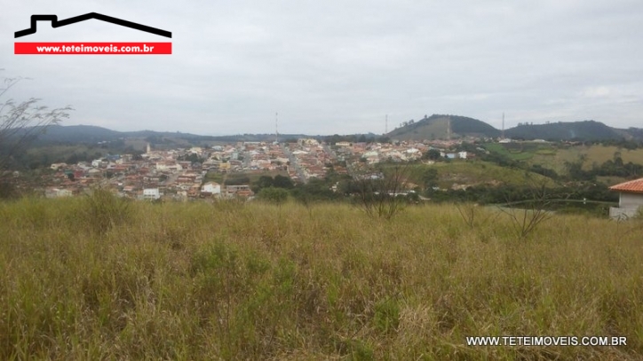 Terreno com 250 m² em Pinhalzinho- SP